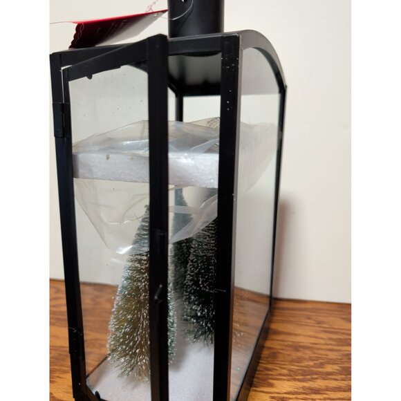 Lighted lantern - Picture 7 of 9